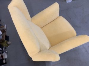 Herstoffering fauteuil